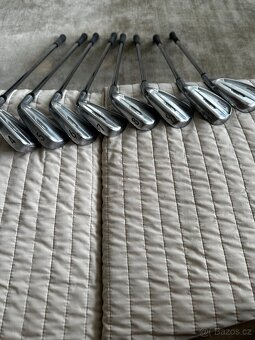 Sada želez Titleist T100s na stifových šaftech - 3