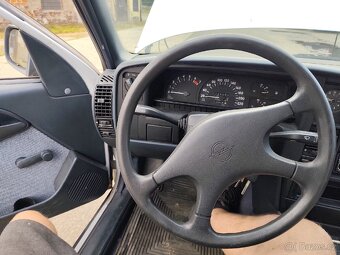 Opel Omega A 2.4i benzín 92kW, automat, bez dokladů - 3