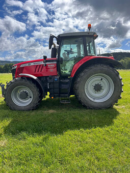 Traktor MF7722S - 3