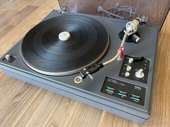 Gramofon Tesla MC400 - 3
