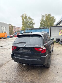 BMW x3 e83 cely vůz po dílech - 3