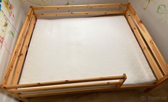 Postel s matrací Vomaks 160x200 cm - 3