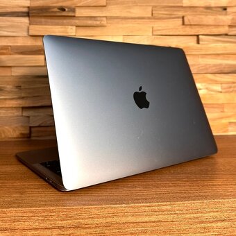 MacBook Pro 13¨ Touch Bar,i5,2019, 16GB RAM,512GB SSD - 3