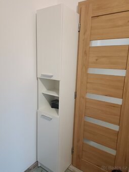 Skříňka do koupelny - 3