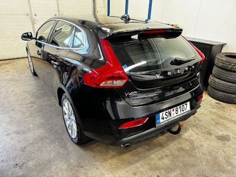 Volvo v40 d3 - 3