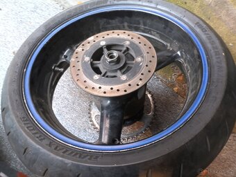 Zadní kolo Yamaha R6 - 3