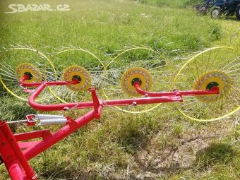 Paprskový obraceč sena - 3