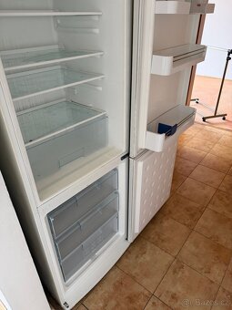 Prodám lednici s mrazákem BOSCH - 3