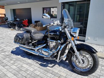 Suzuki C800 Intruder-ČR - 3