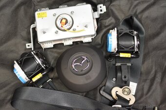 Palubní deska Airbag bezpečnostní pás dopinač pásu - 3