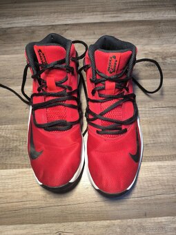 Basketbalové boty Nike červené - 3