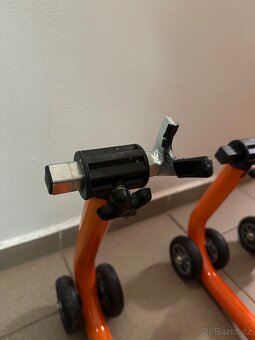 KTM servisní stojany pod zadní i přední kolo - 3