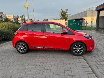Toyota Yaris Y20 - 3