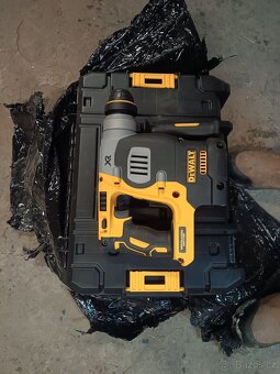 Nové vrtací kladivo DeWALT DCH273Nbez baterie a nabíječky - - 3
