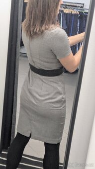 Dámské pouzdrové šaty Orsay - 3