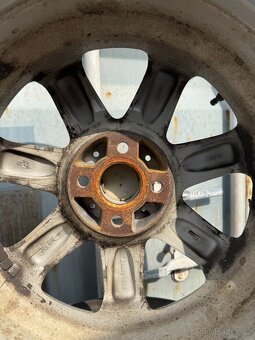 Zimní komplet 16" RIAL rozteč 4x100 - 3