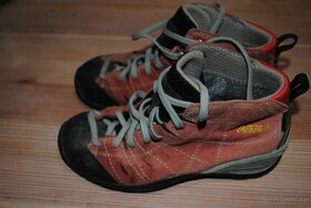 prodám kotníkové boty zn. Asolo, vel. 33 - 3