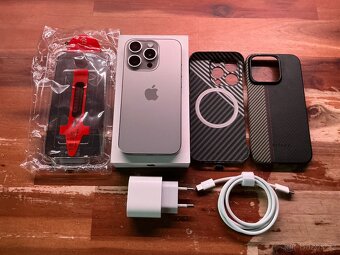 Apple iPhone 15 Pro 128 GB – Titan – TOP STAV, Baterie 92% - 3