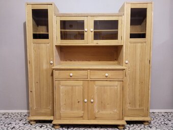 Stará, komínová kredenc, příborník po renovaci - 3