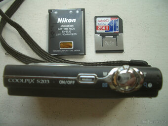 Nikon Coolpix S203 - 3