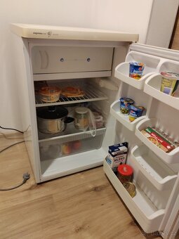 Lednice s mrazákem LG - 3