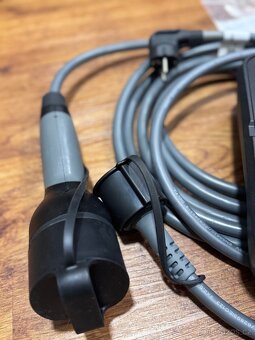 Nová nabíječka BMW flexible fast charge 2.0 - 3