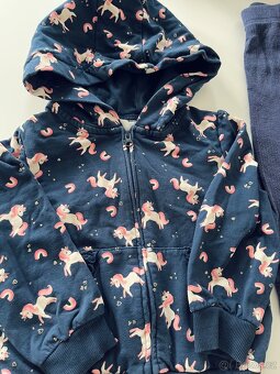 Set dívčího oblečení, vel. 98/104 - 3