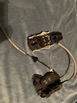 Prodám zámky dveří škoda octavia 3 - 3