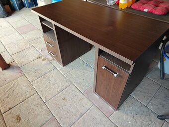 Kancelářský PC stůl - 3