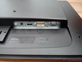 PC HP + 24" monitor Benq + WiFi router - 3