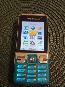Sony Ericsson C702 - 3