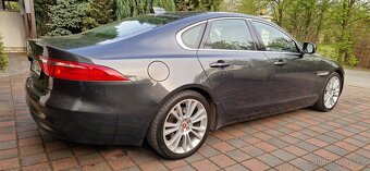 Jaguar XF AWD - 3