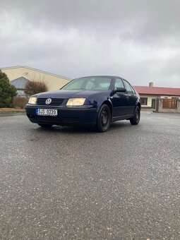 VW Bora 1.6 16V 77kw Climatronic - 3