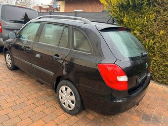 Škoda Fabia kombi facelift 120tis km Černá metla - 3