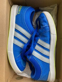 Tenisky Adidas velikost 34 - 3