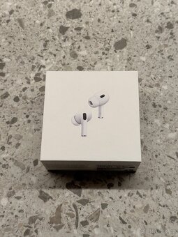 Apple AirPods Pro 2 - 3
