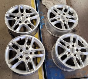 Alu Kola 5x120 R16 - 3