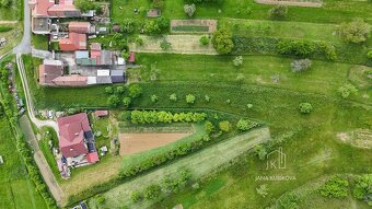 Pozemek o výměře 2 455 m² v klidné lokalitě u lesa - 3
