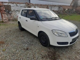 Škoda Fabia Base - 3