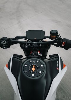 KTM Duke 890 R - 3