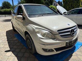 Veškeré díly Mercedes Benz  b170 1.7 85kw bíla - 3