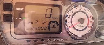 KYMCO Dink 200i - 3