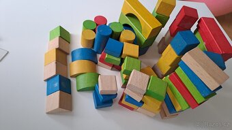 Dřevěné kostky. - 3