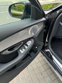 Mercedes-Benz C-Class C220d (2020, diesel) - 3