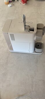 Kapslový Kávovar Delonghi - 3