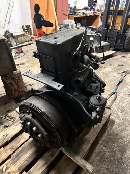 Kompletní motor Zetor 25 - 3