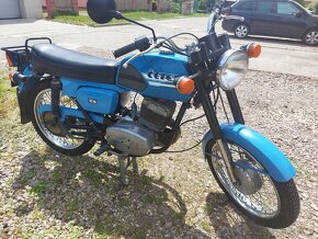 ČZ 175/487 , r.v.1986 - 3