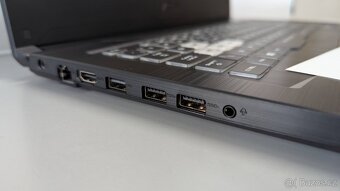 ASUS TUF Gaming A15 15.6" AMD Ryzen 5 16GB/512 SSD RTX1650 - 3