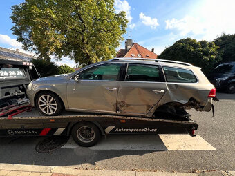 Vůz na náhradní díly VW Passat B7 kombi 2012 CFFB NFV LC8Y - 3