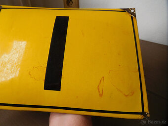 SMALTOVANÁ CEDULE - 3